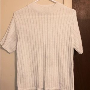 LEVI’S VINTAGE SHORT SLEEVE SWEATER TOP